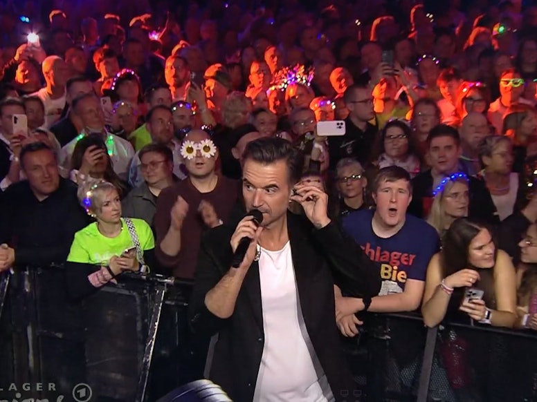 Florian Silbereisen muss in der ARD-Show „Schlagerchampions“ am 11.Januar 2025 eine technische Panne wegmoderieren.