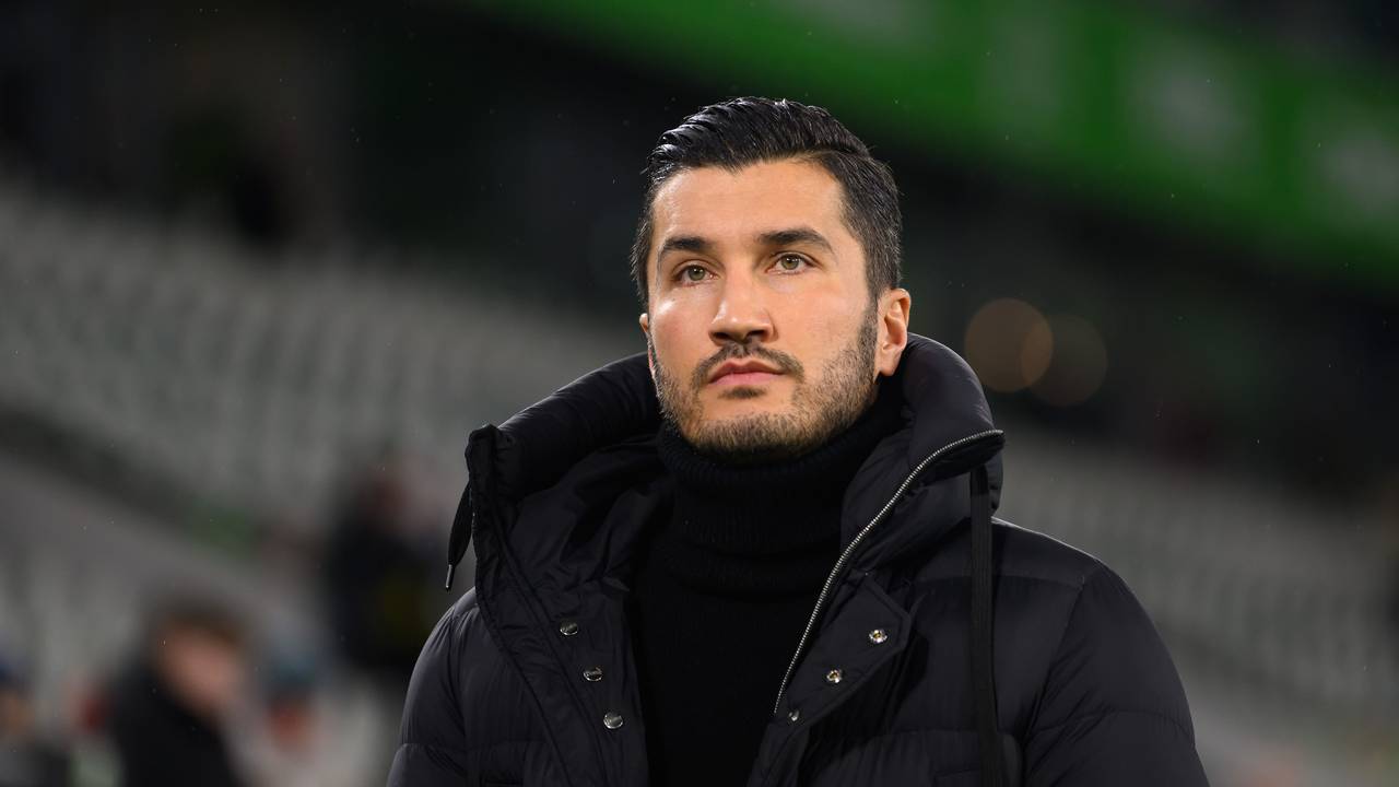 BVB-Coach Nuri Sahin kommt ins Stadion.