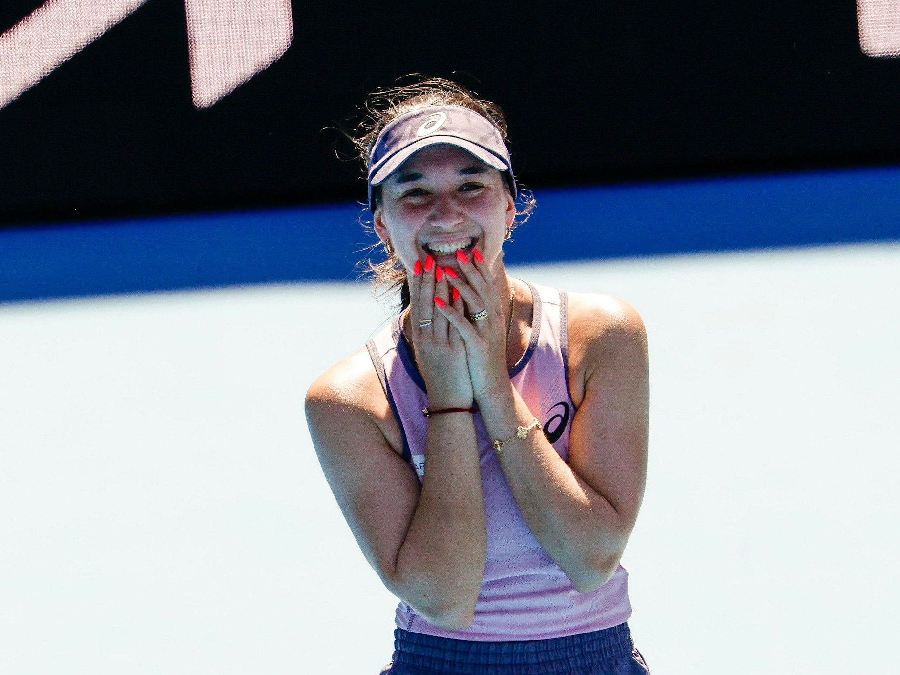 Eva Lys freut sich nach ihrem Sieg.