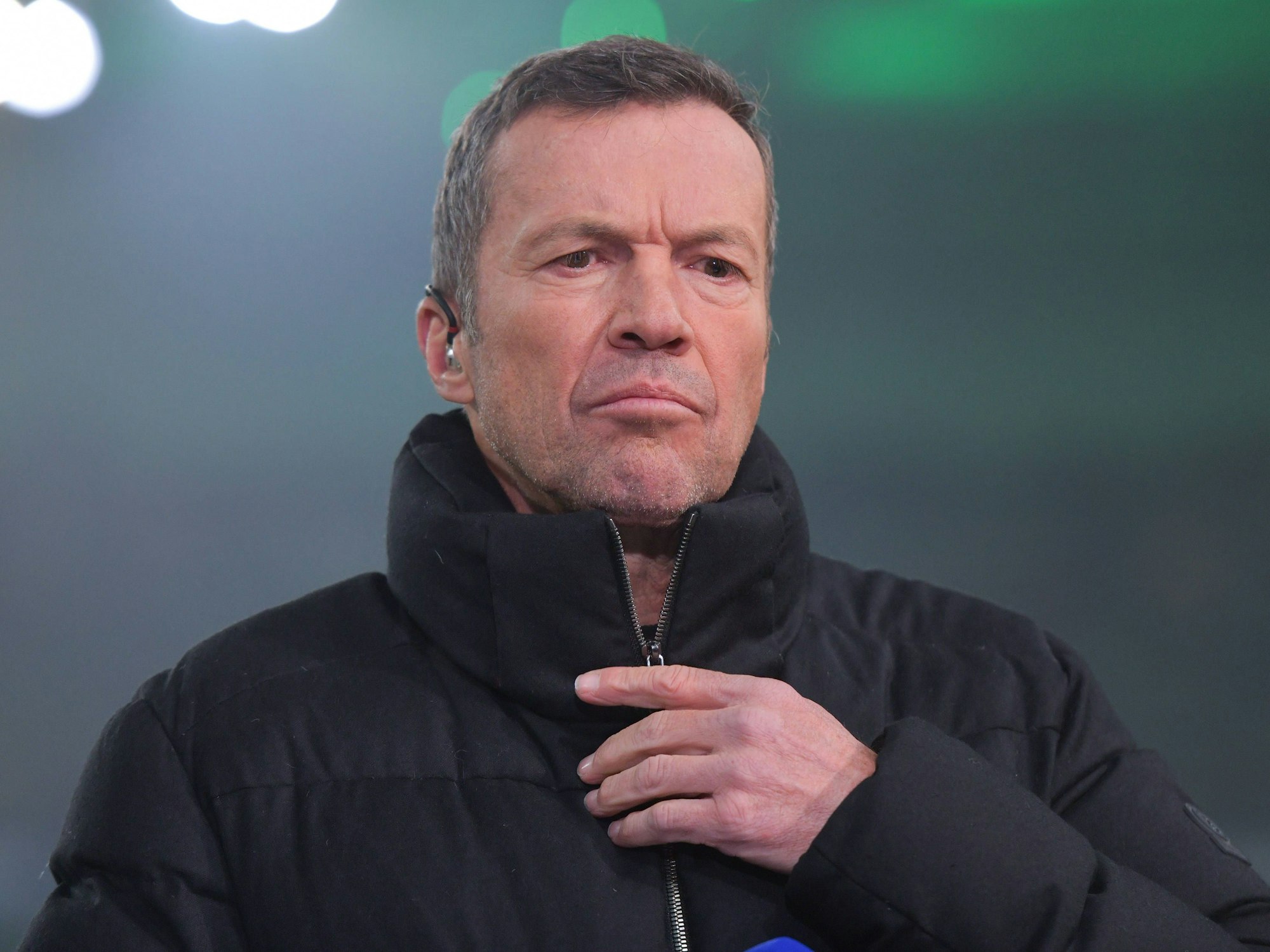 Lothar Matthäus als Sky-Experte am Rande des Bundesligaspiels Borussia Mönchengladbach gegen den FC Bayern München.