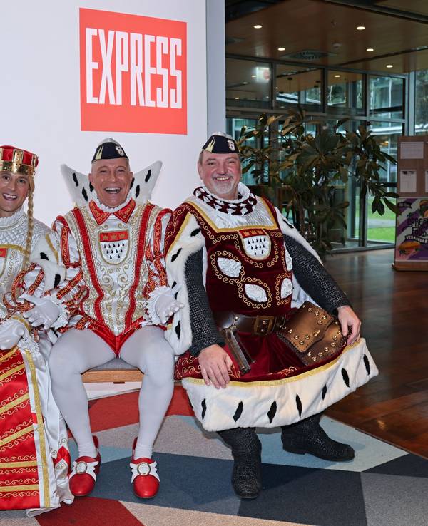 Das Kölner Dreigestirn zu Besuch beim EXPRESS.