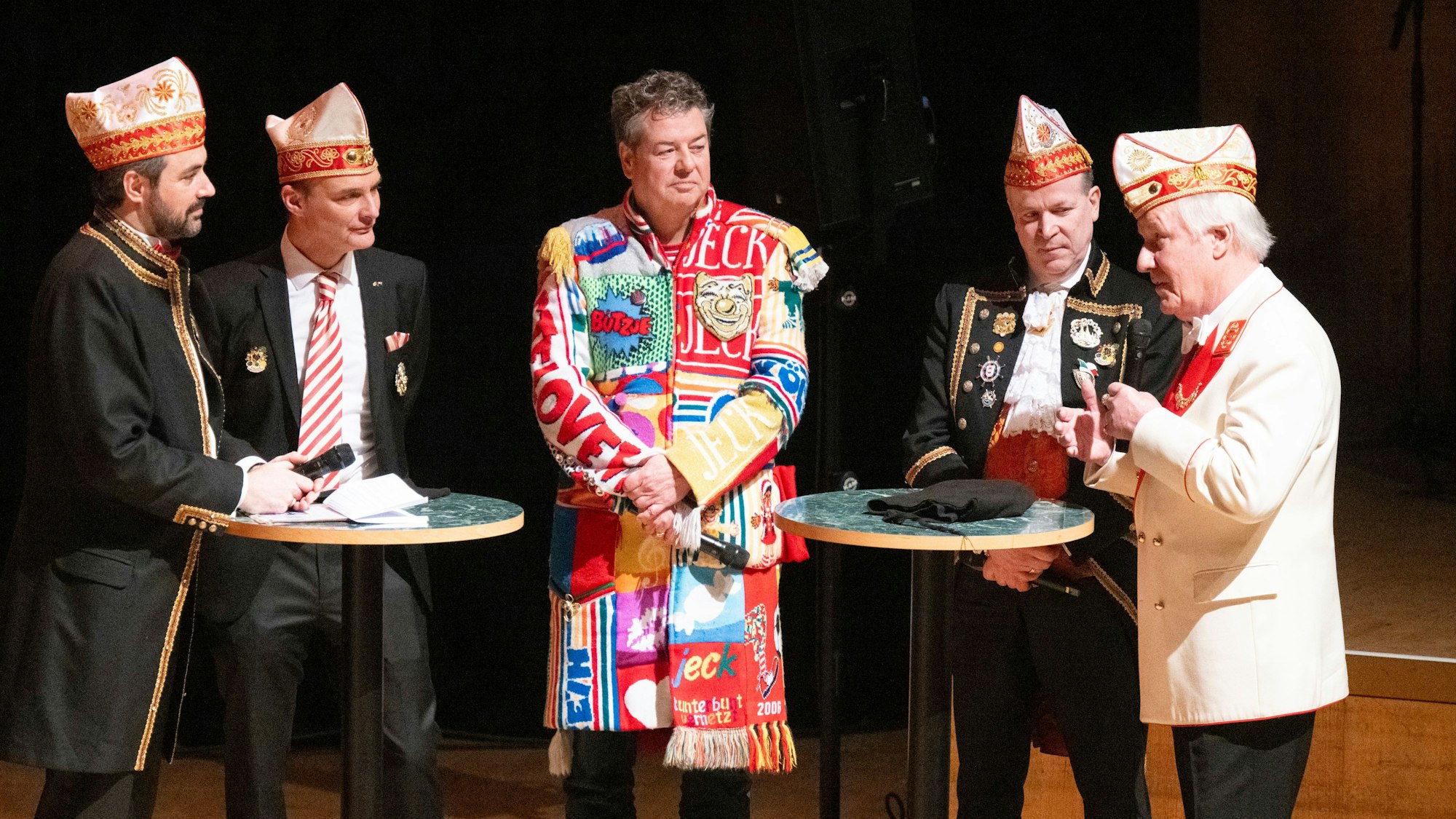 Talkrunde bei der karnevalistischen Matinee in der Philharmonie.