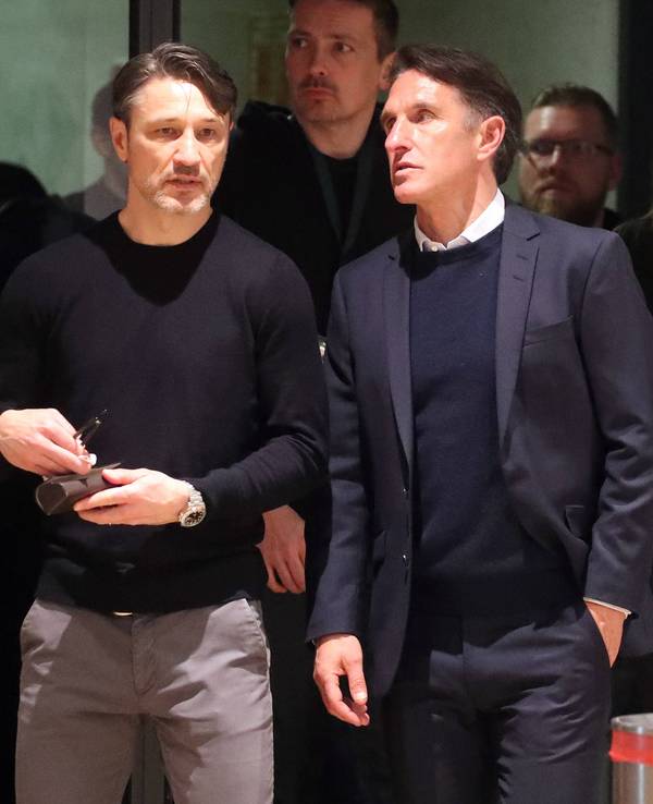 Niko Kovac und Bruno Labbadia unterhalten sich.