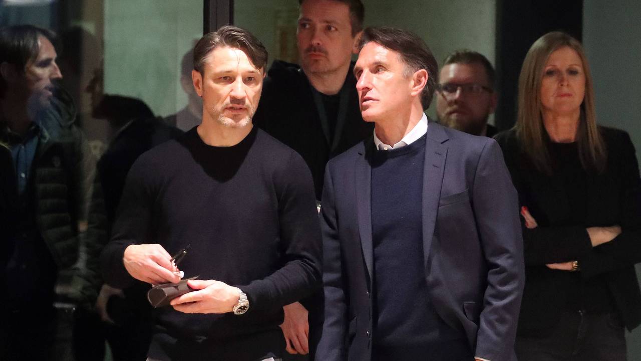 Niko Kovac und Bruno Labbadia unterhalten sich.
