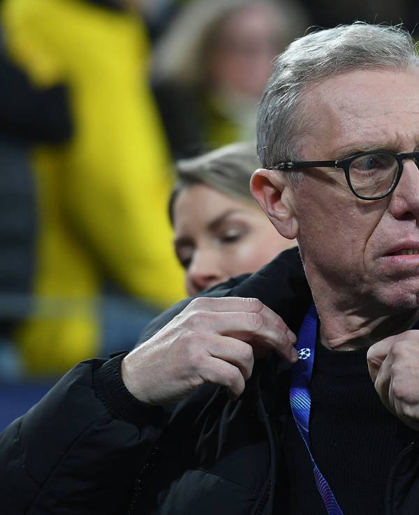 Peter Stöger im Stadion von Borussia Dortmund.