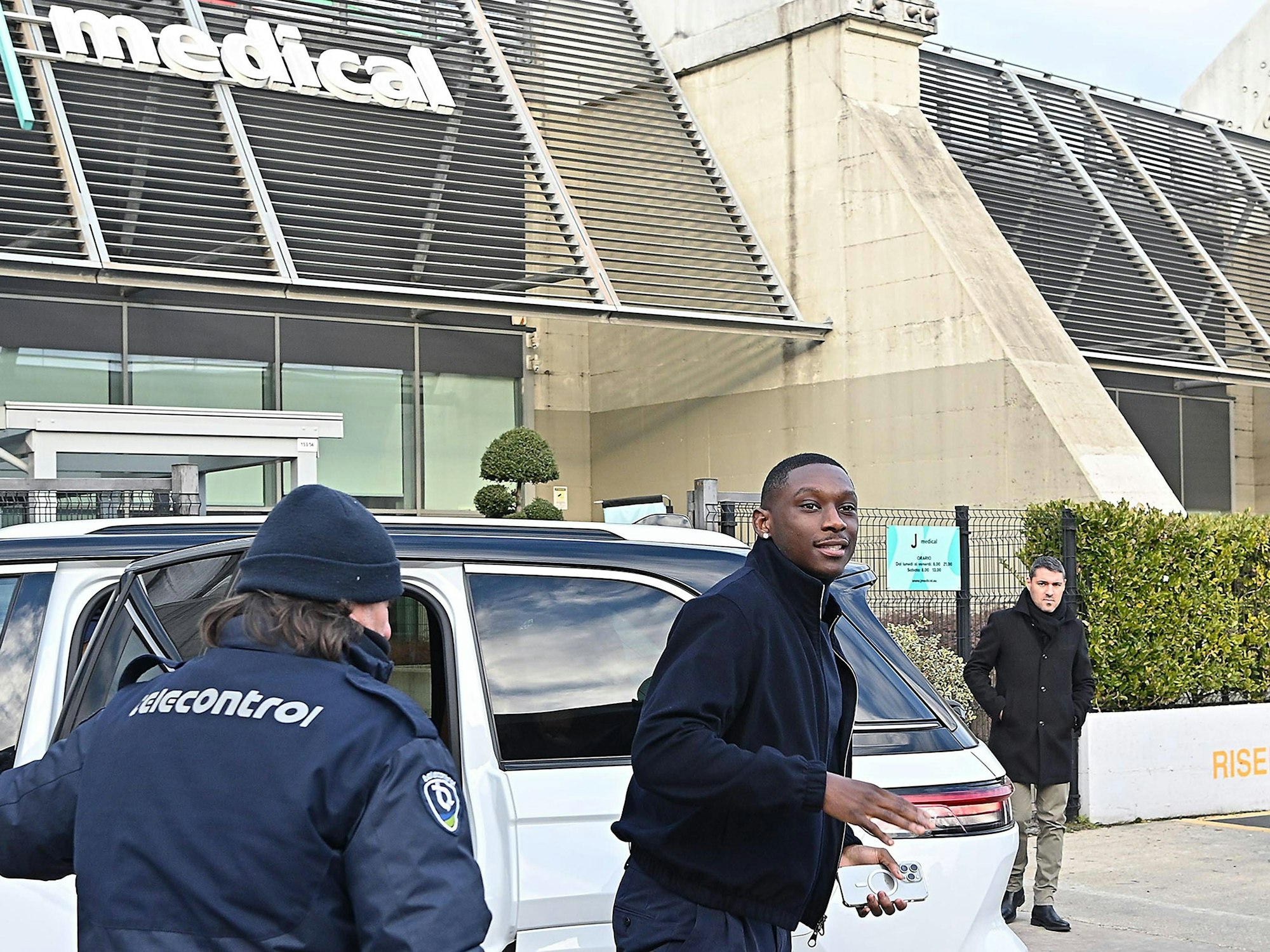 Stürmer Randal Kolo Muani am 16. Januar 2025 vor seinem Medizin-Check bei Juventus Turin.