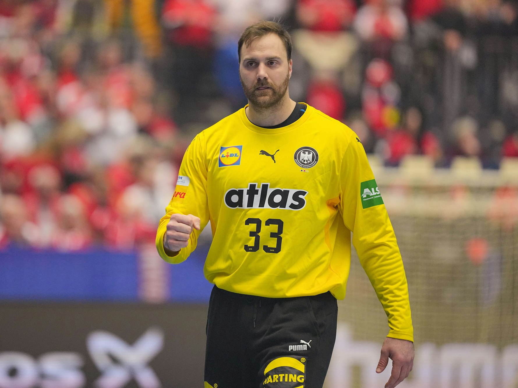 Deutschlands Torhüter Andreas Wolff vor dem Spiel.