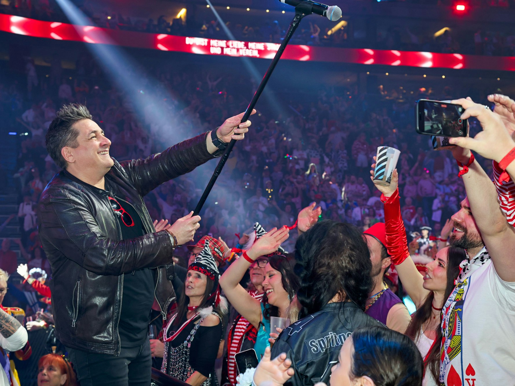 Micky Nauber von den Domstürmern beim Auftritt.