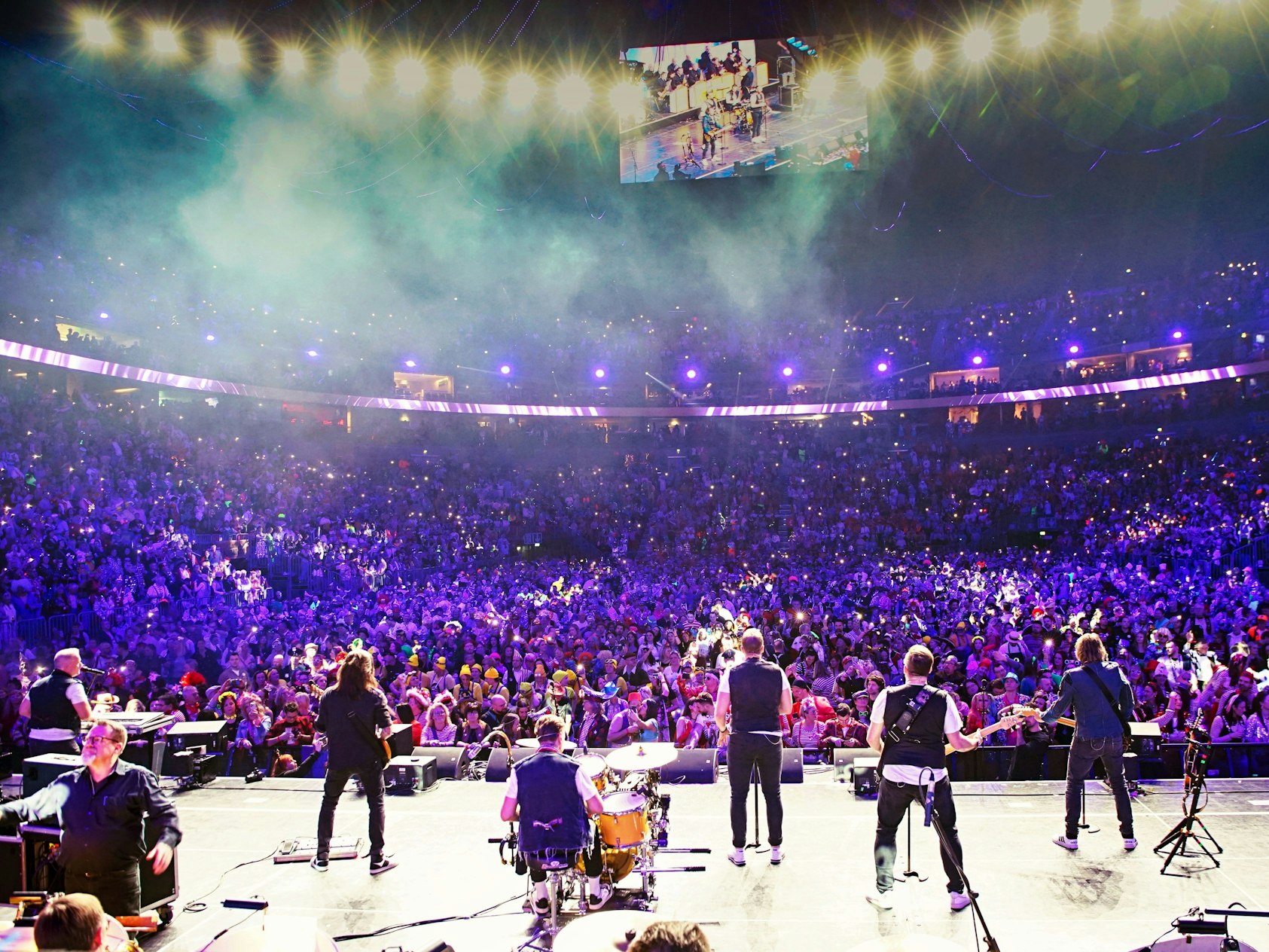 Blick in die Lanxess-Arena bei der Lachenden.