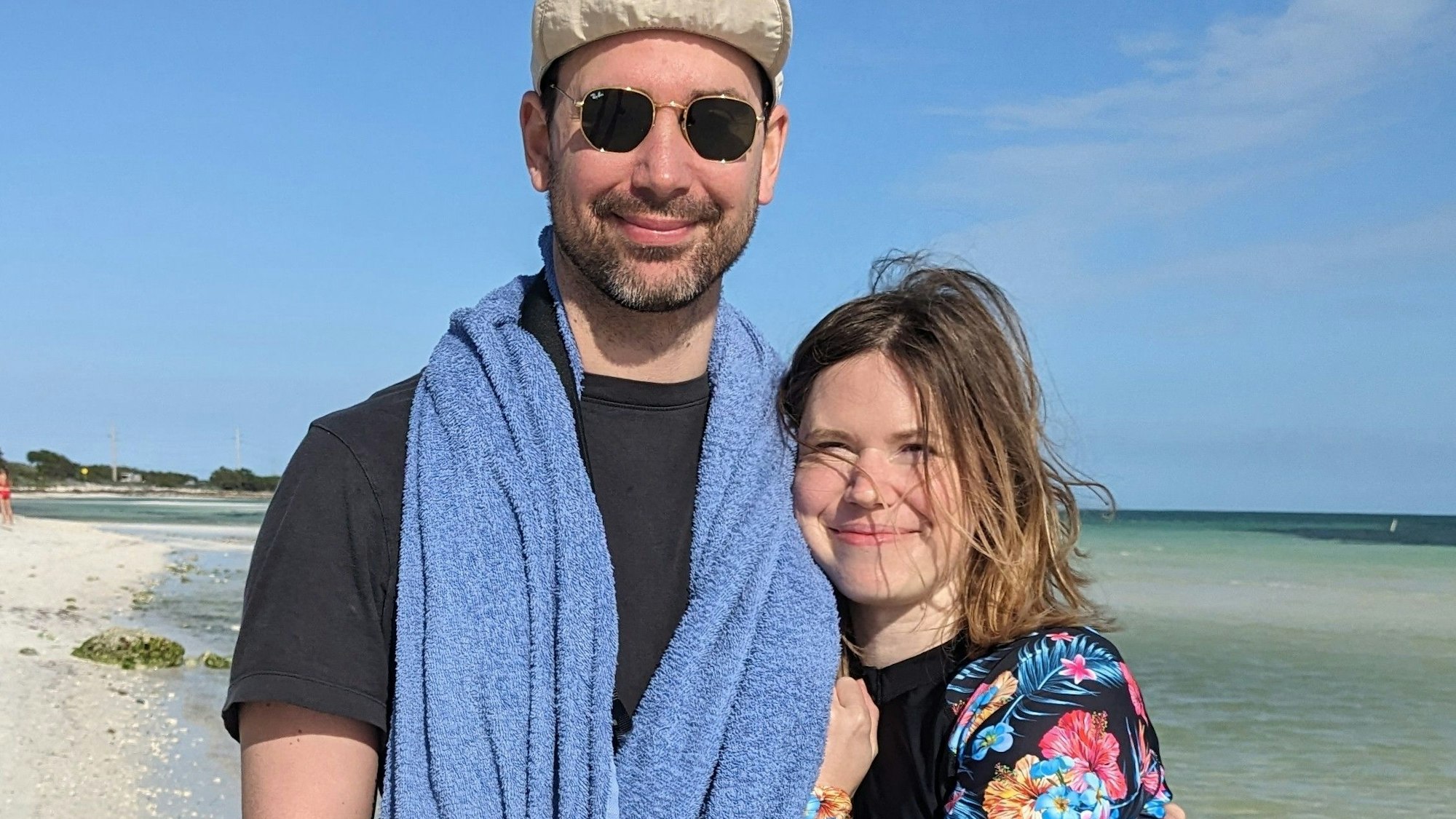 Feuerwehrmann Tobias Rollwagen (36) mit seiner Freundin Lauren Kent