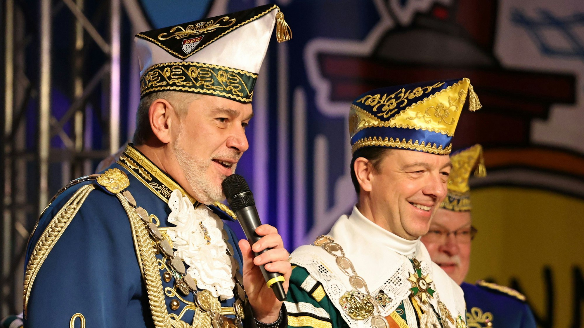 Markus Simonian und Stefan Kühnapfel zusammen auf der Bühne.