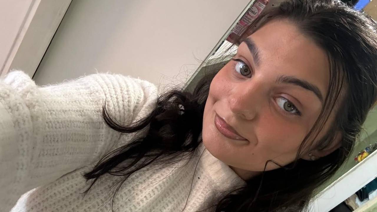 Die 21-jährige Jasmin leidet an einer seltenen Immunkrankheit, nur eine passende Stammzellenspende kann ihr helfen.