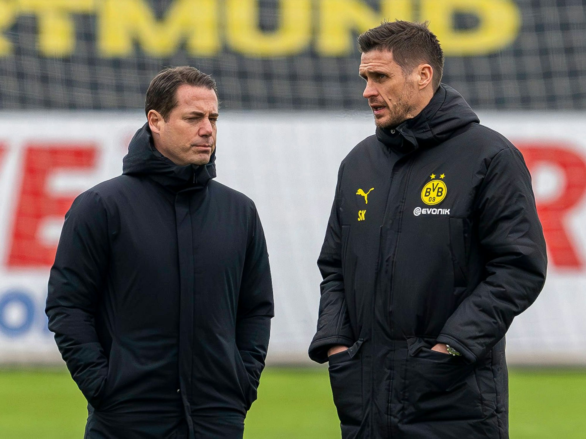 Die BVB-Bosse Lars Ricken und Sebastian Kehl im Gespräch.