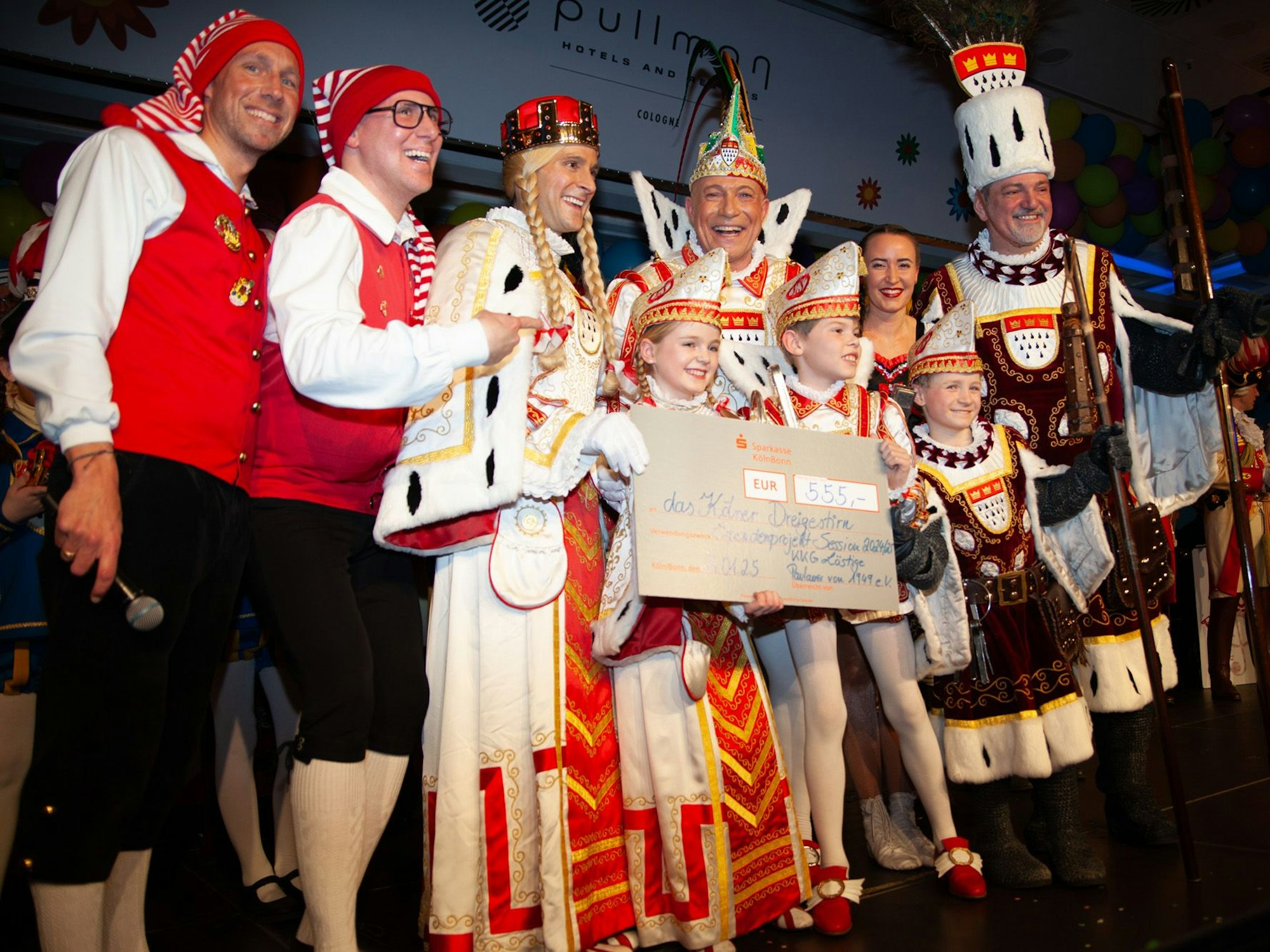 Die Dreigestirne bei der Paulinchensitzung.