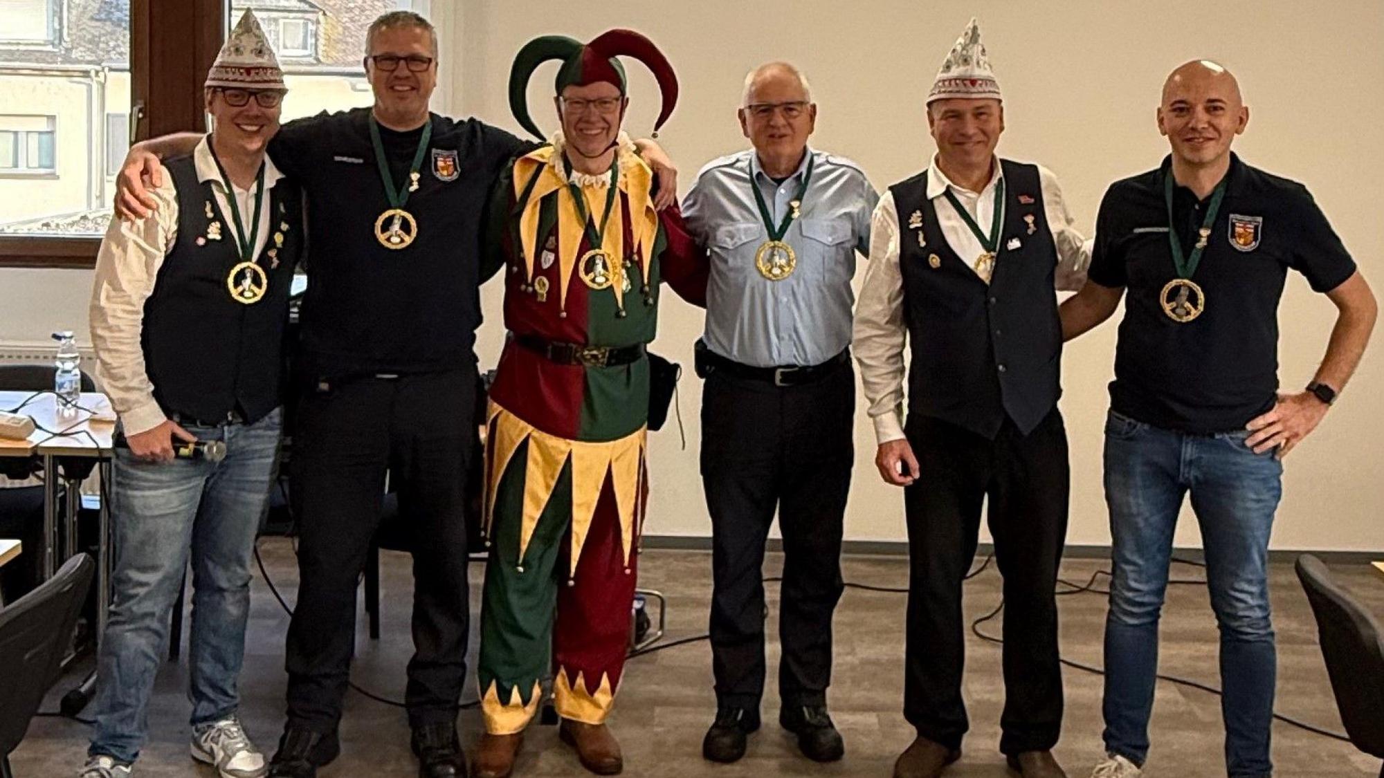 Bellejeck zu Besuch bei der Feuerwehr Kues.