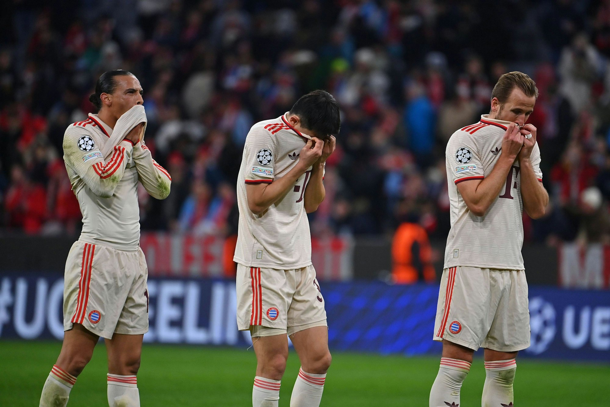 Die Spieler des FC Bayern München sind enttäuscht.