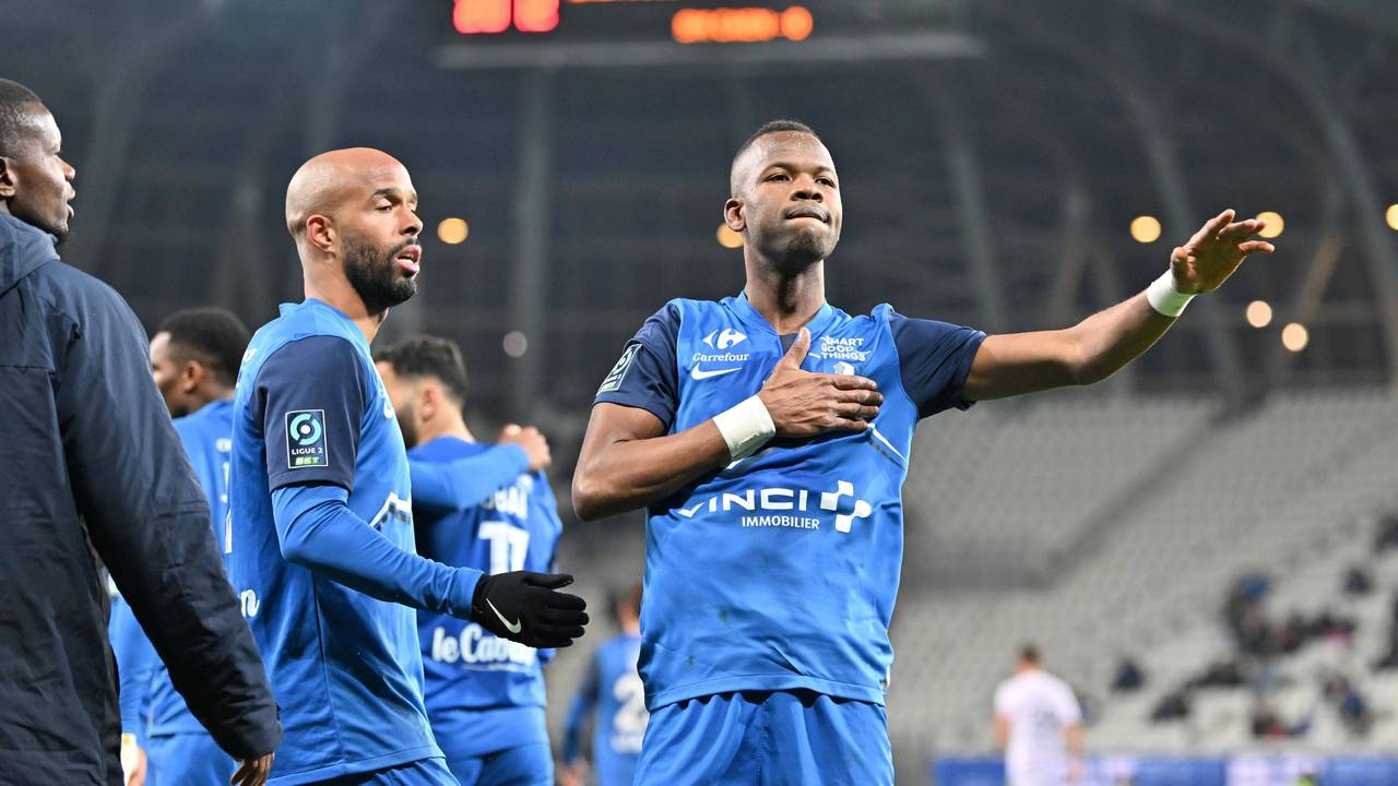 Stürmer Pape Meissa Ba am 3. Februar 2024 beim Spiel zwischen Grenoble Foot und SM Caen.