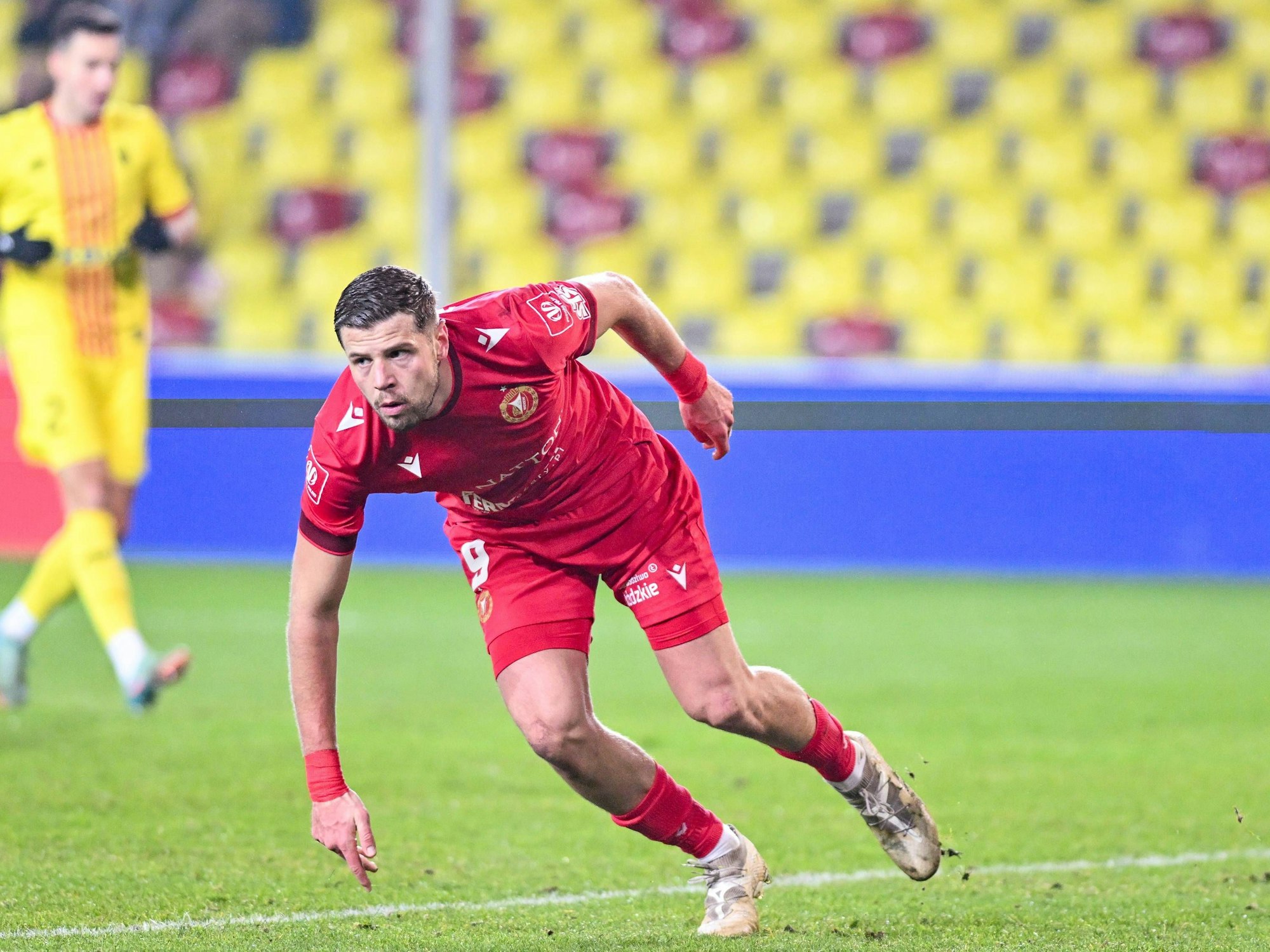 Imad Rondic im Trikot von Widzew Lodz.
