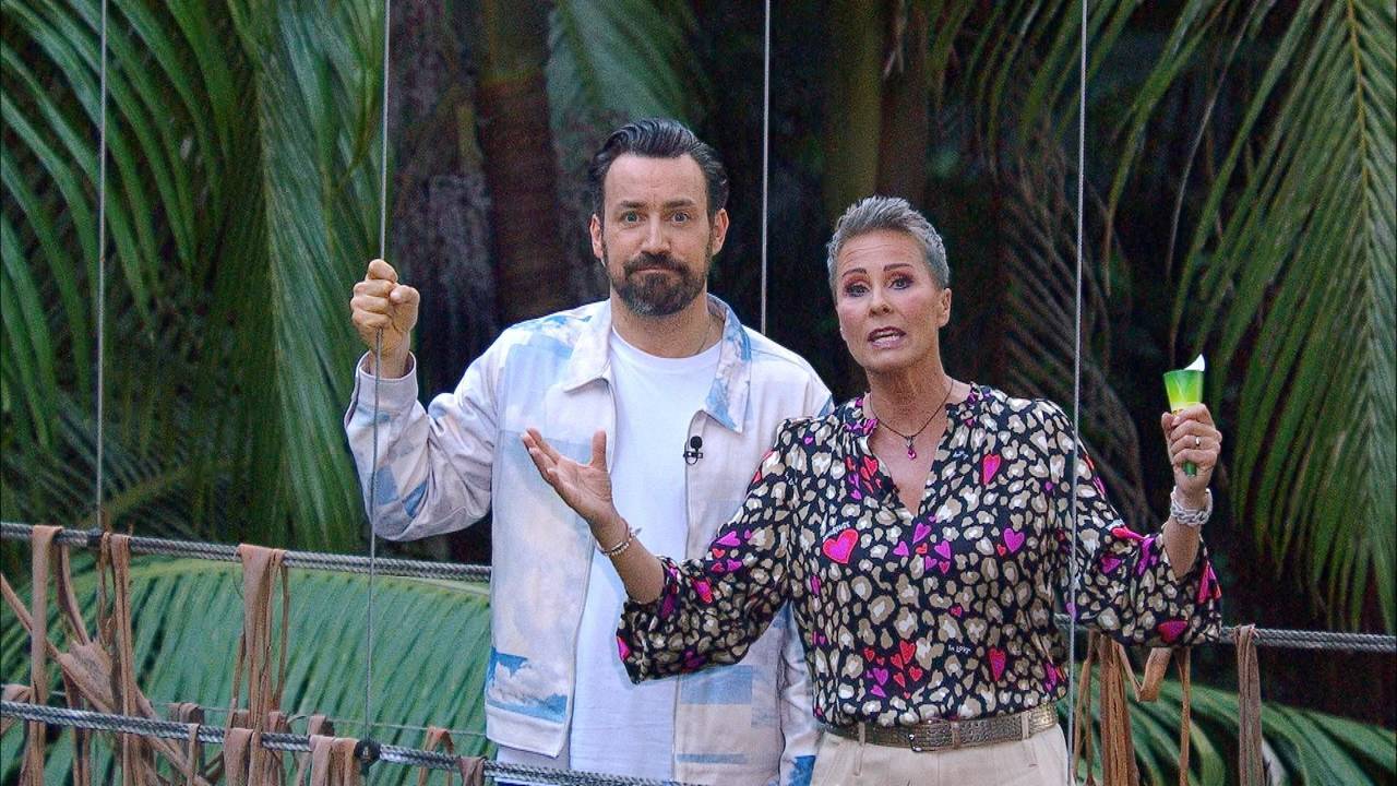 Sonja Zietlow und Jan Köppen moderieren das RTL-Dschungelcamp.