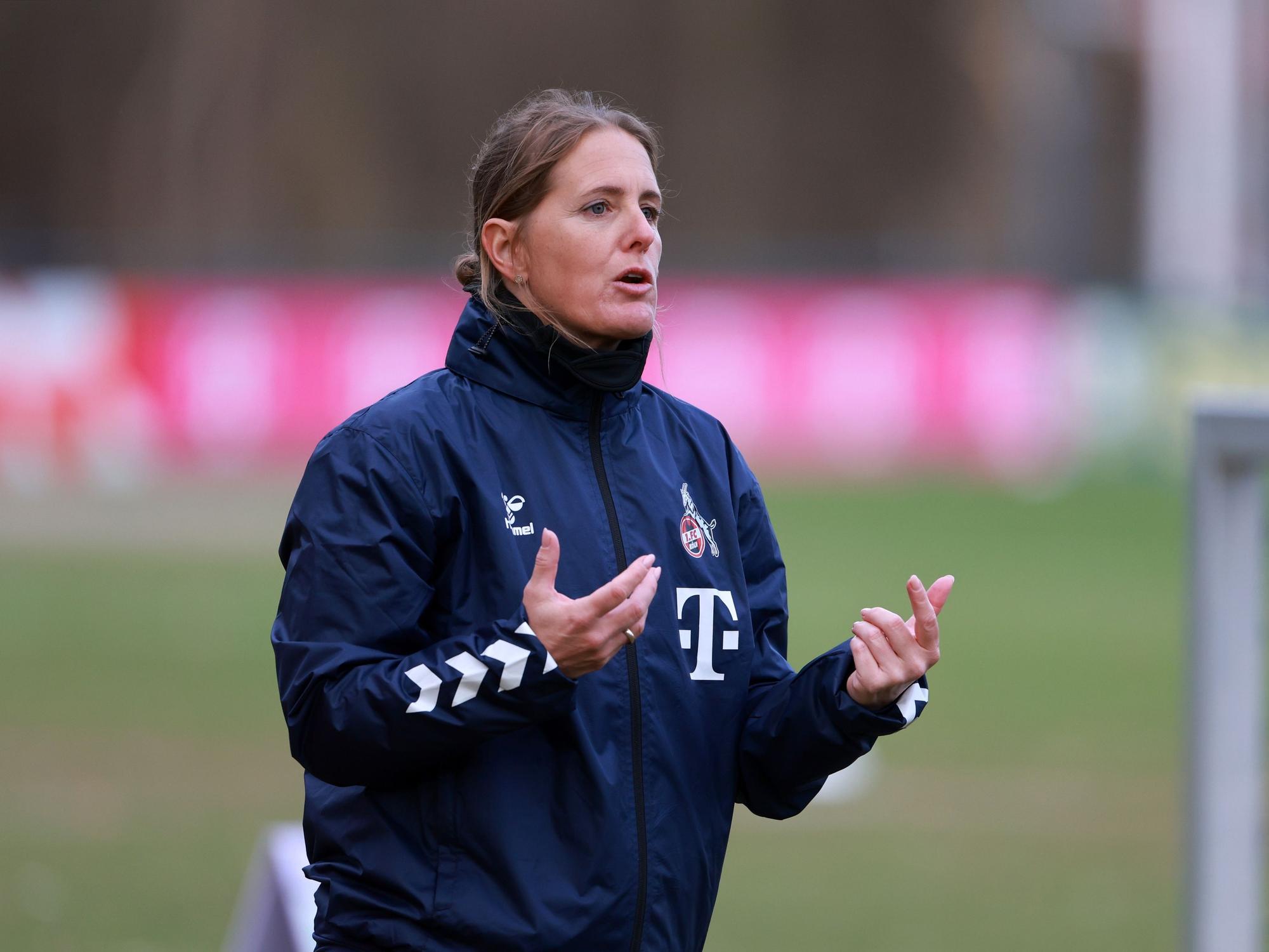 1. FC Köln, Fussball Frauen, 1. Bundesliga, Trainerin Britta Carlson