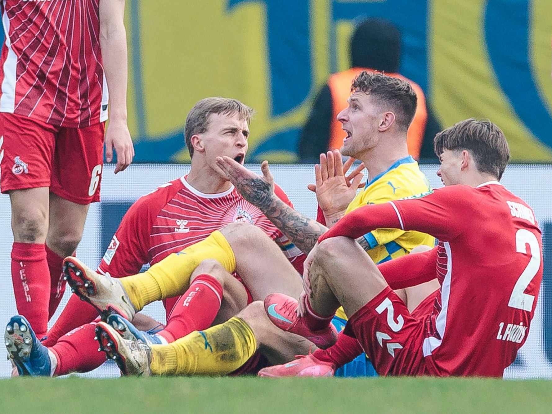 Der 1. FC Köln am Samstag (1. Februar 2025) gegen Eintracht Braunschweig.