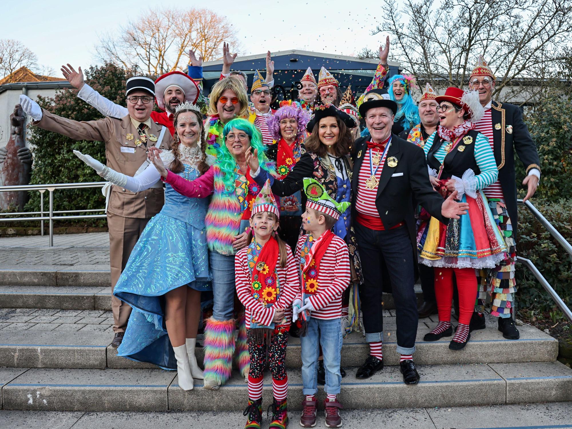 Festkomitee Kölner Karneval unterwegs im Karneval.
