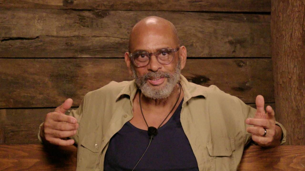 Pierre Sanoussi-Bliss im Dschungeltelefon.
