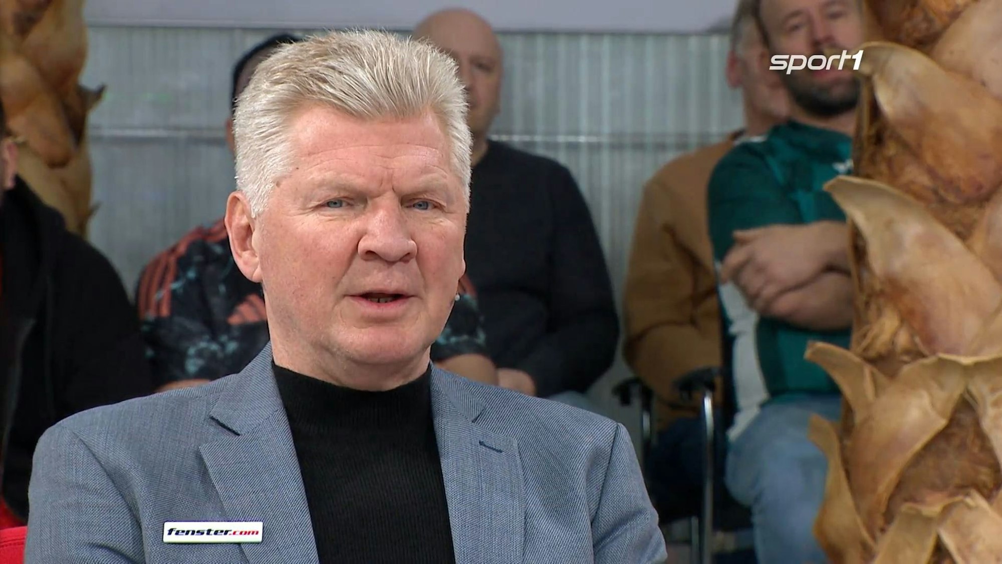 Stefan Effenberg spricht im Doppelpass über Borussia Dortmund.