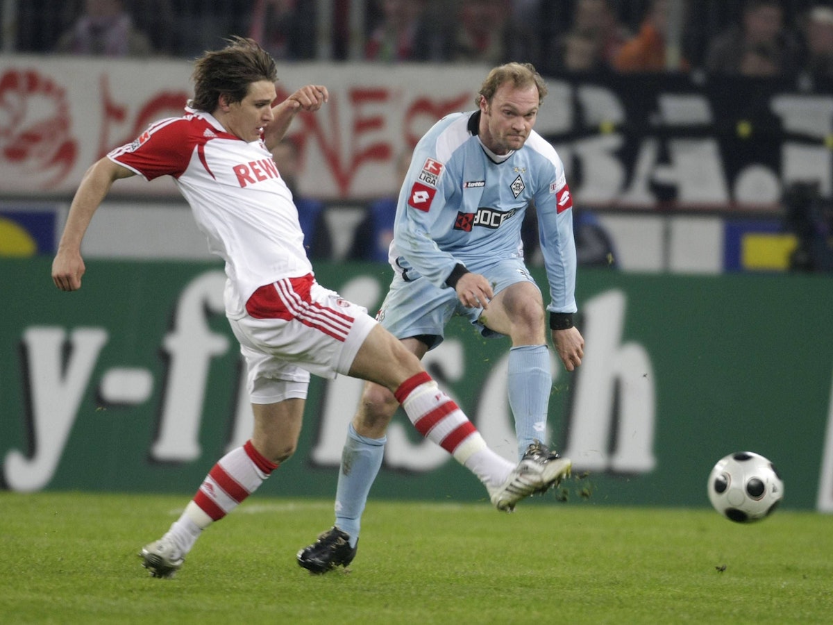 Alexander Voigt (Gladbach, re.) und Patrick Helmes (Köln) trafen in der Saison 2007/2008 beim Derby zwischen dem 1. FC Köln und Borussia Mönchengladbach aufeinander.