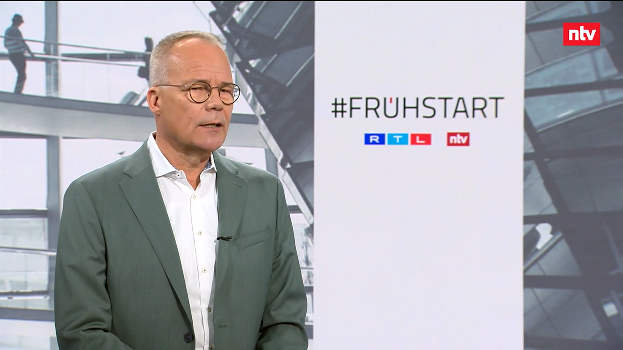 Der SPD-Generalsekretär Matthias Miersch verteidigt die Warnungen seiner Partei vor einer möglichen Koalition von CDU und AfD.