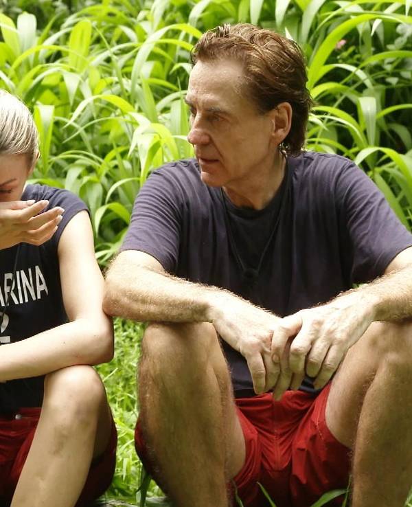 Jörg Dahlmann sitzt neben Anna-Carina Woitschack.