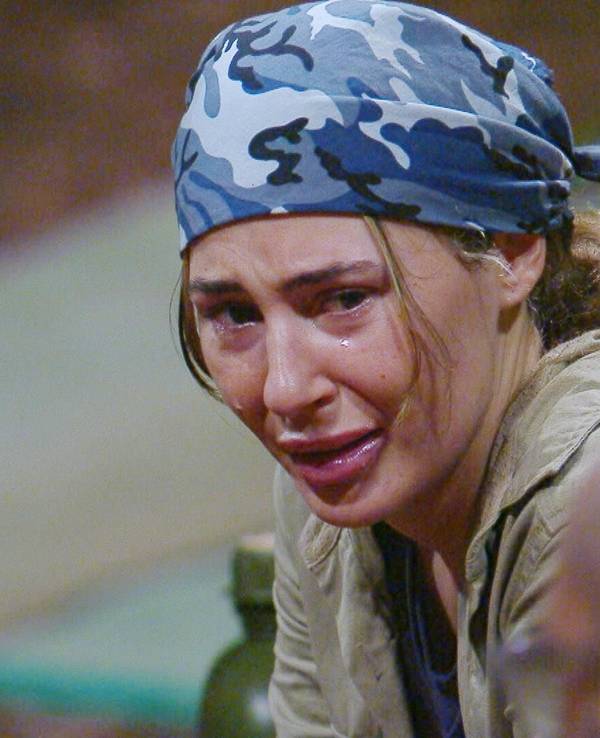 Alessia Herren weint im Dschungelcamp
