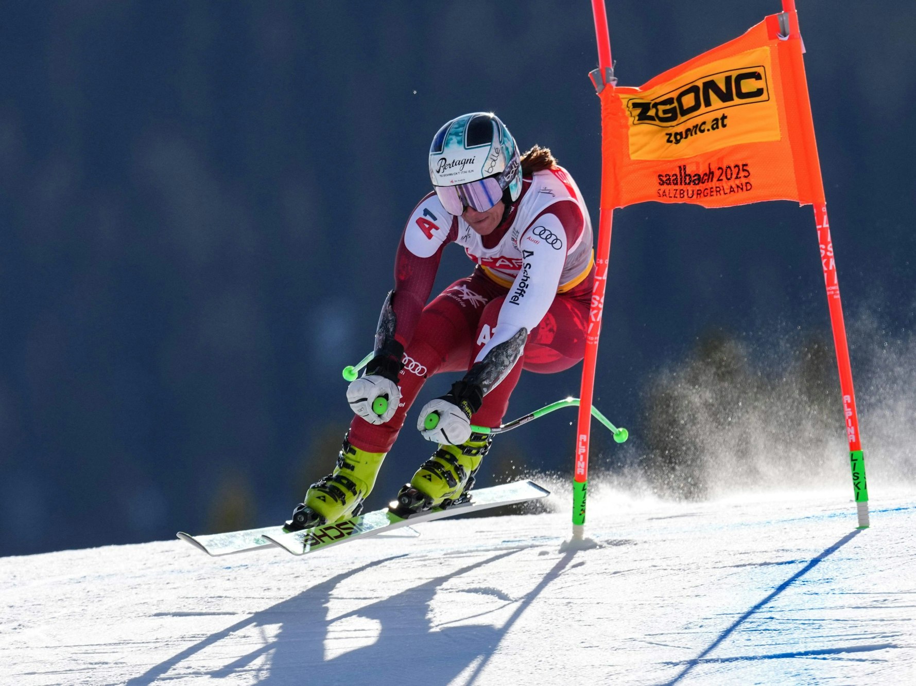 Ricarda Haaser kurz vor ihrem Sturz beim WM-Super-G der Frauen in Saalbach-Hinterglemm.