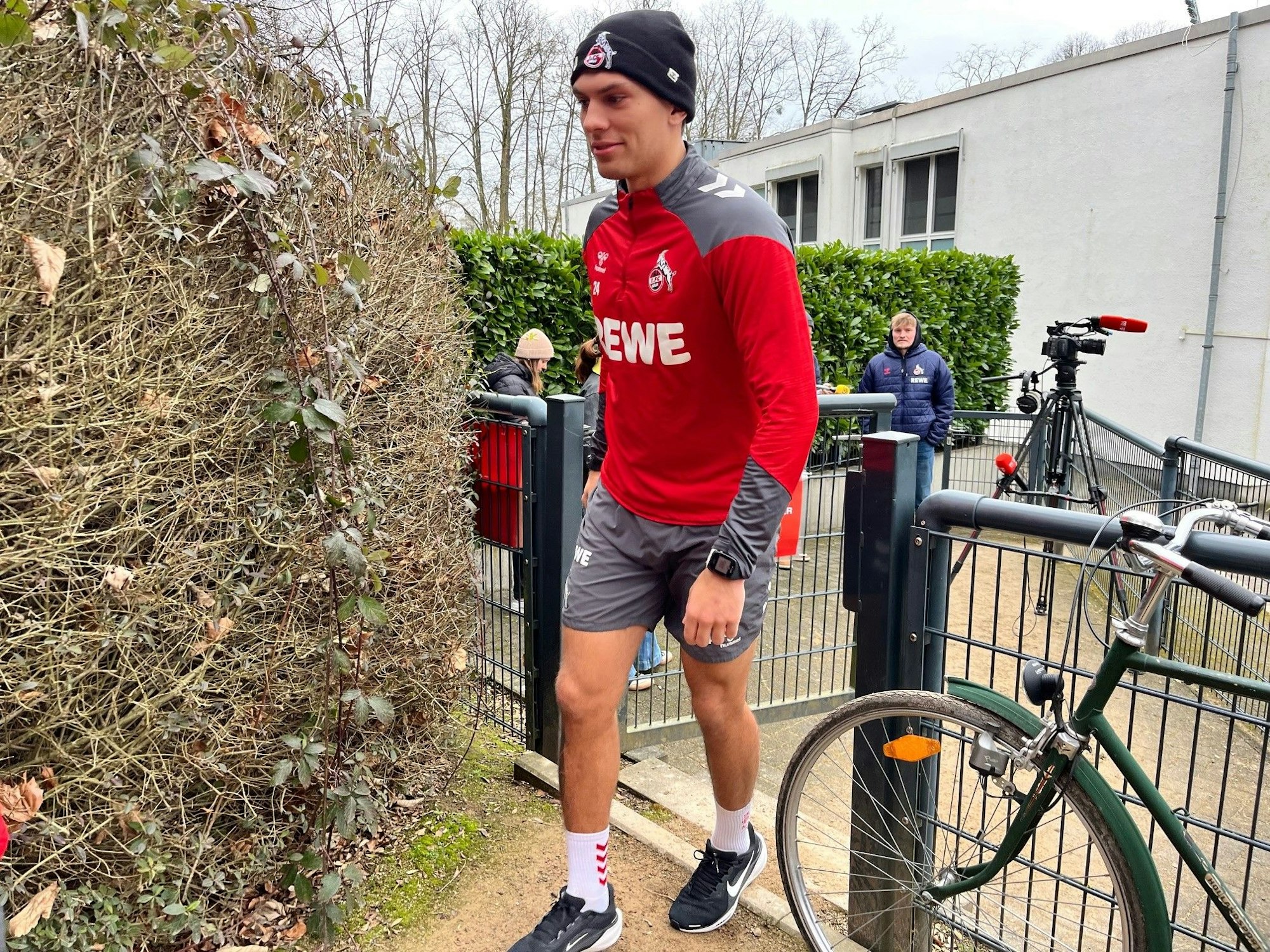 FC-Verteidiger Julian Pauli kann nach seinen Problemen nach einer Gehirnerschütterung wieder laufen.