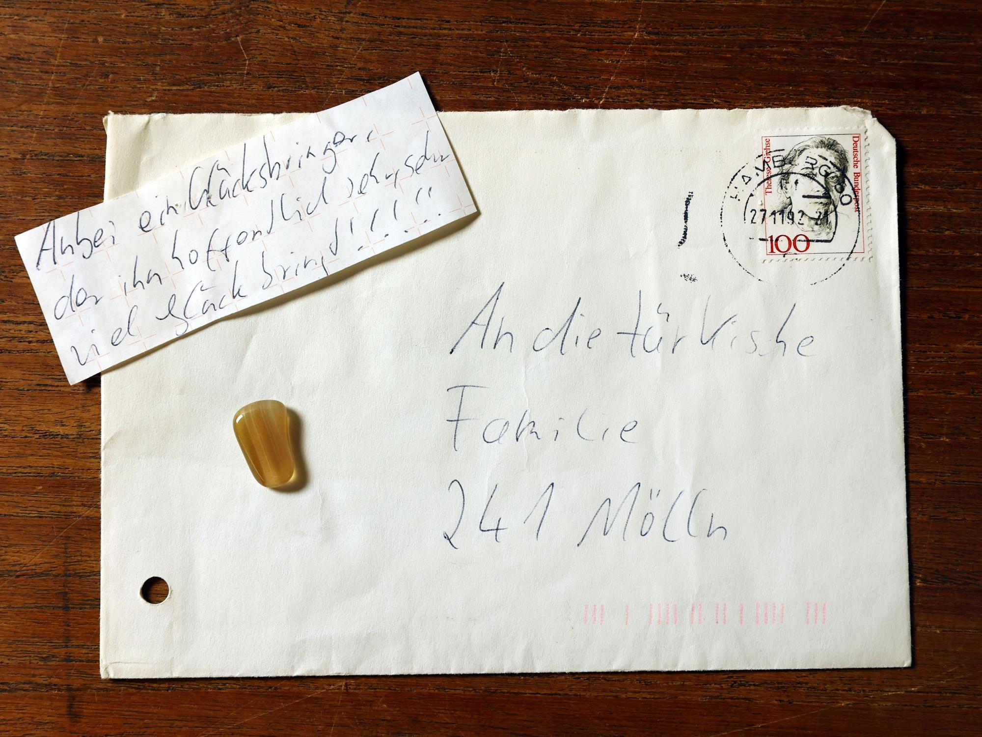 Das Migrationsmuseum Domid zeigt verschollene aus ganz Deutschland Briefe, die nach dem Anschlag in Mölln an die Opfer geschrieben wurden.