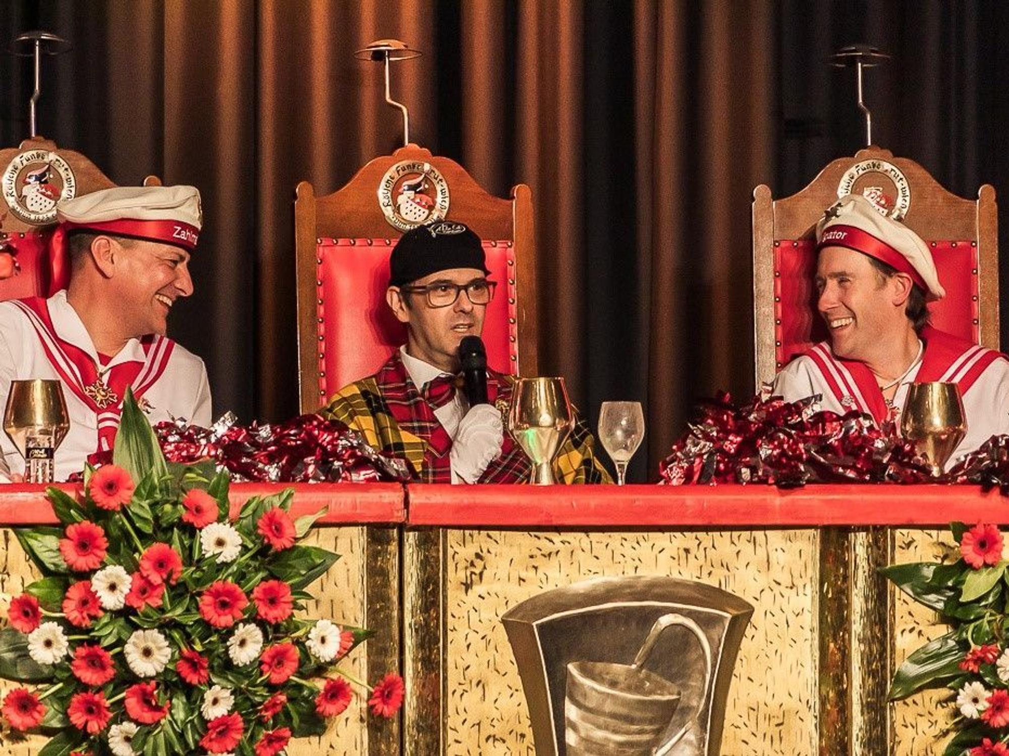 Marc Metzger sitzt im Elferrat der Roten Funken.