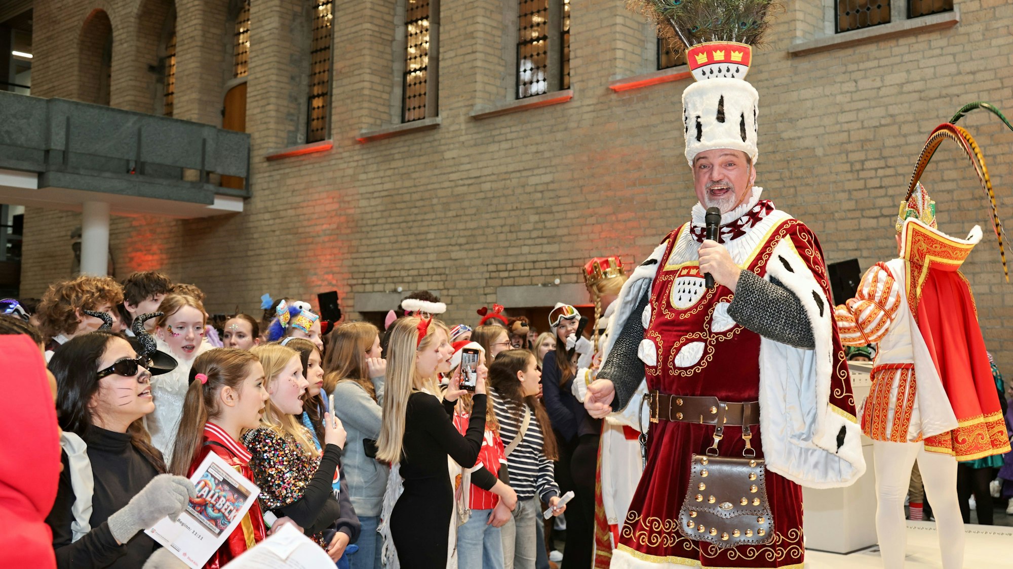 Loss mer Singe für Kinder im Rathaus.