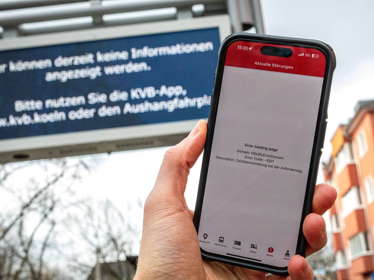 Die Fehlermeldung in der App der Kölner Verkehrsbetriebe (KVB) konnte inzwischen behoben werden. An den Haltestellen funktioniert die Anzeige noch nicht wieder. (Archivfoto)
