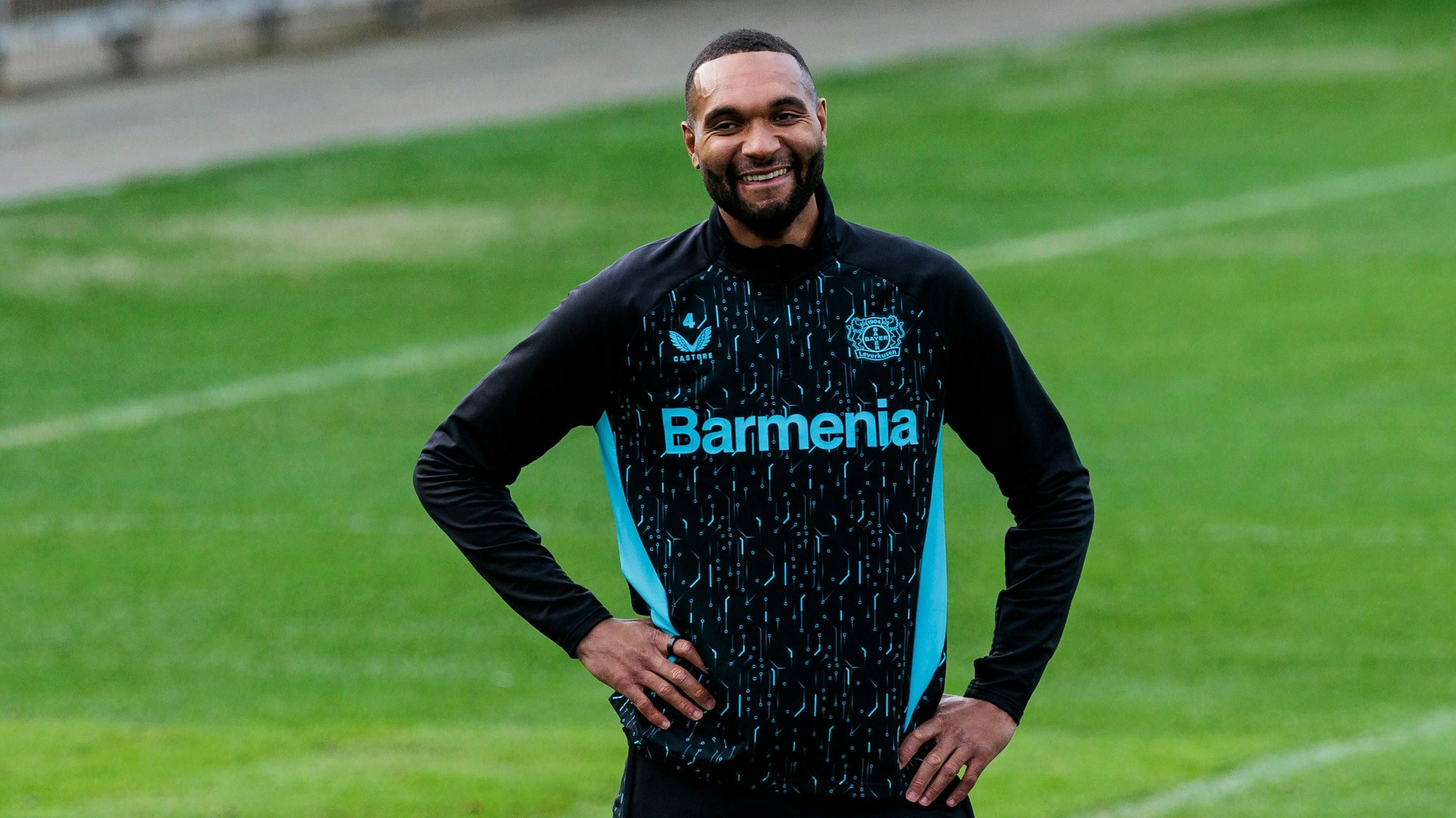 Jonathan Tah im Training von Bayer Leverkusen.