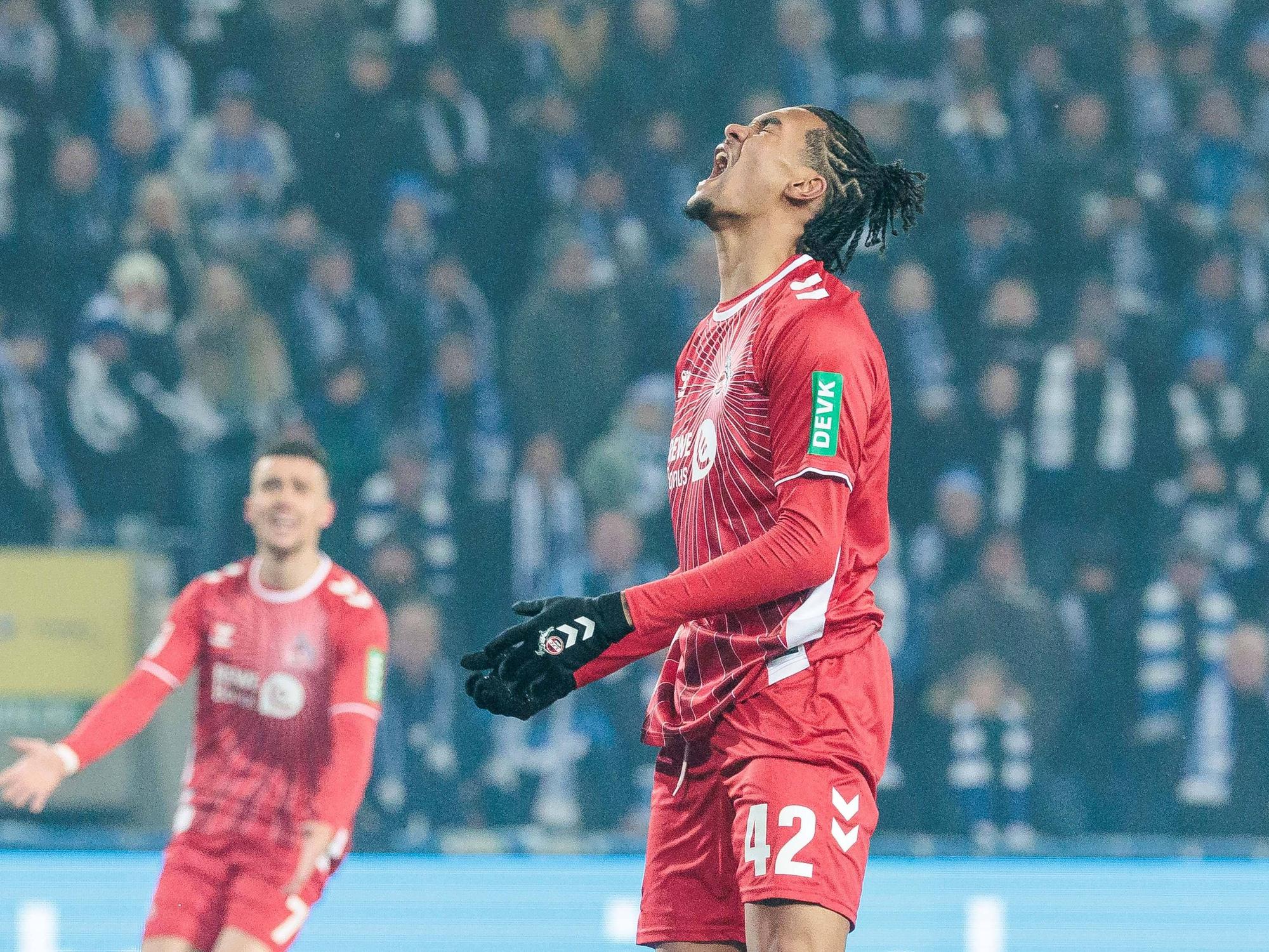 Damion Downs ärgert sich bei der Partie in Magdeburg am 14. Februar 2025.
