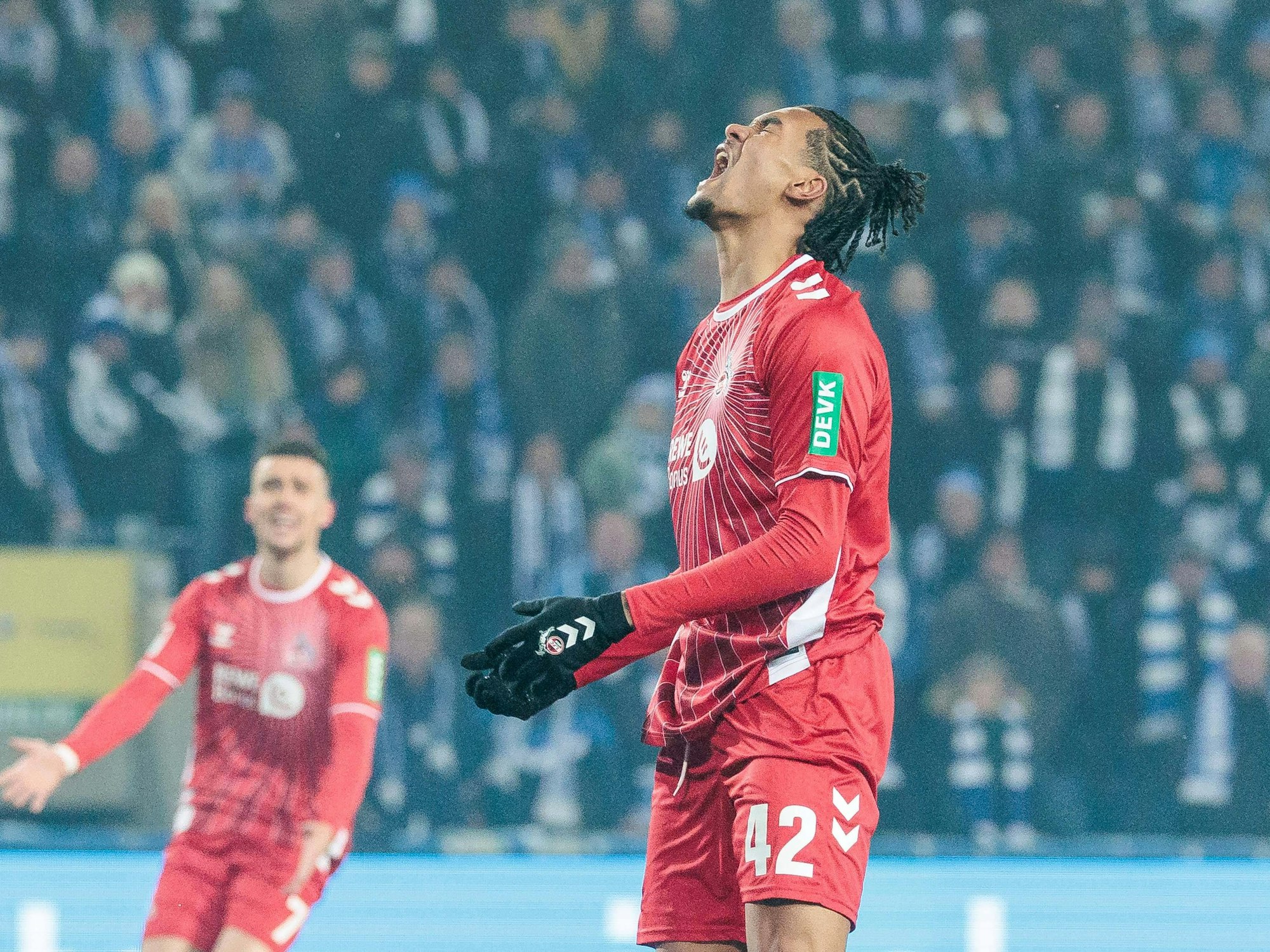 Damion Downs ärgert sich bei der Partie in Magdeburg am 14. Februar 2025.