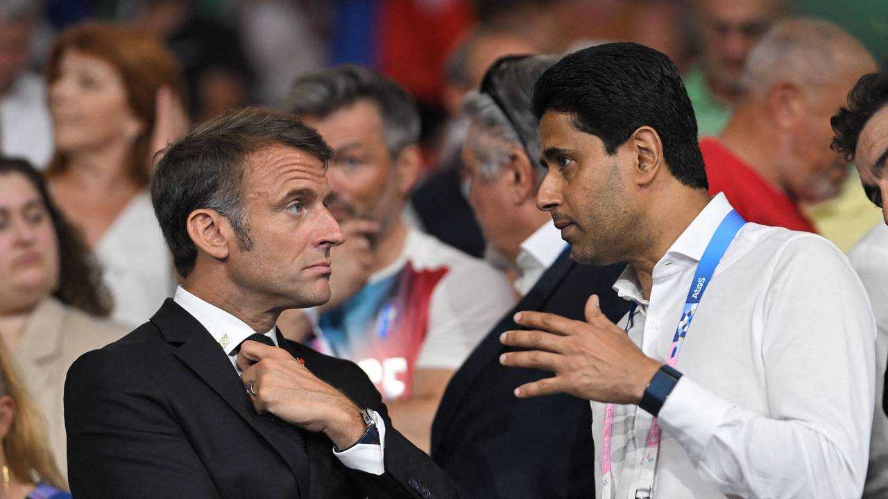 Nasser al-Khelaifi im Gespräch mit Frankreichs Staatspräsident Emmanuel Macron