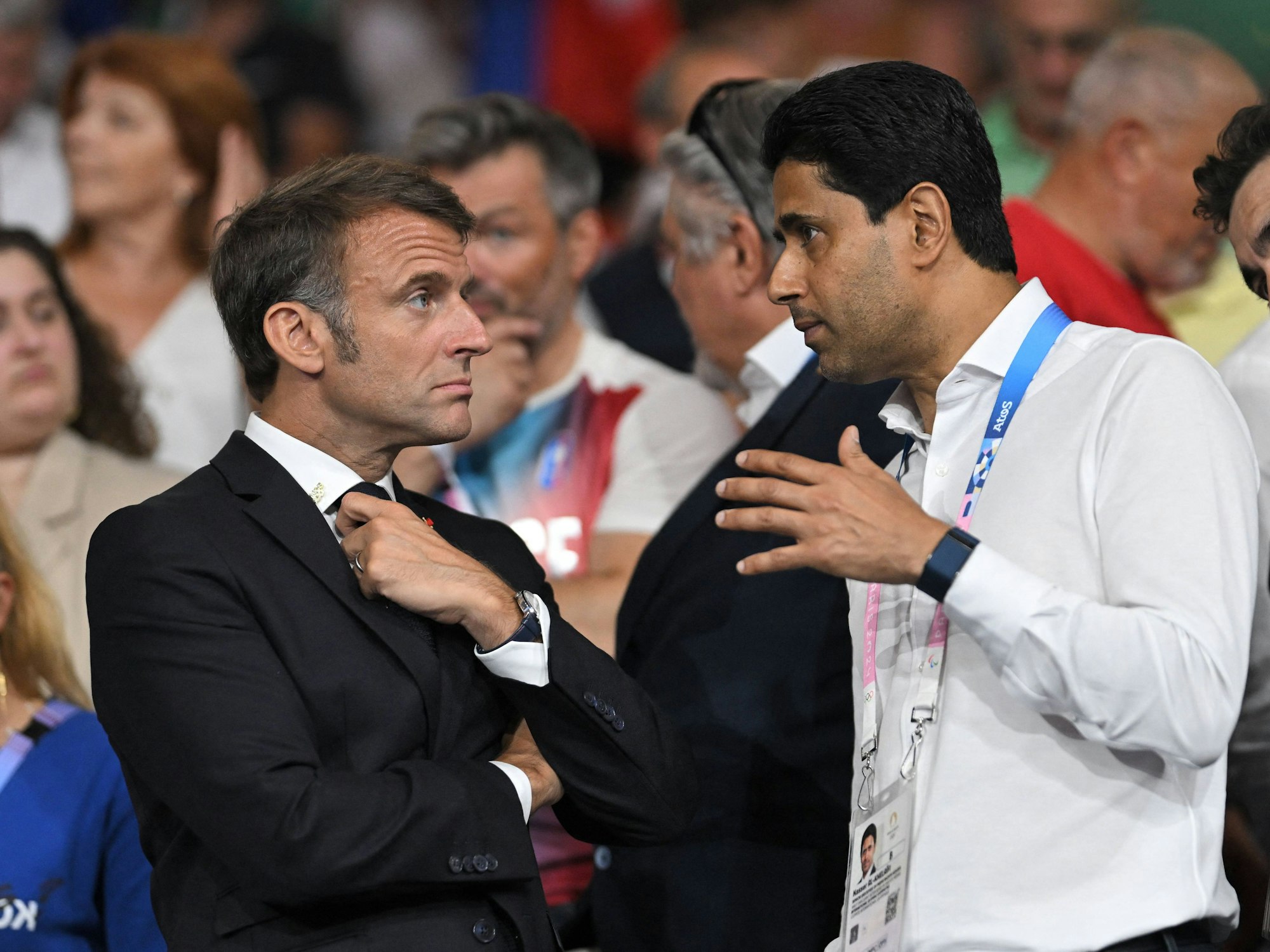 Nasser al-Khelaifi im Gespräch mit Frankreichs Staatspräsident Emmanuel Macron