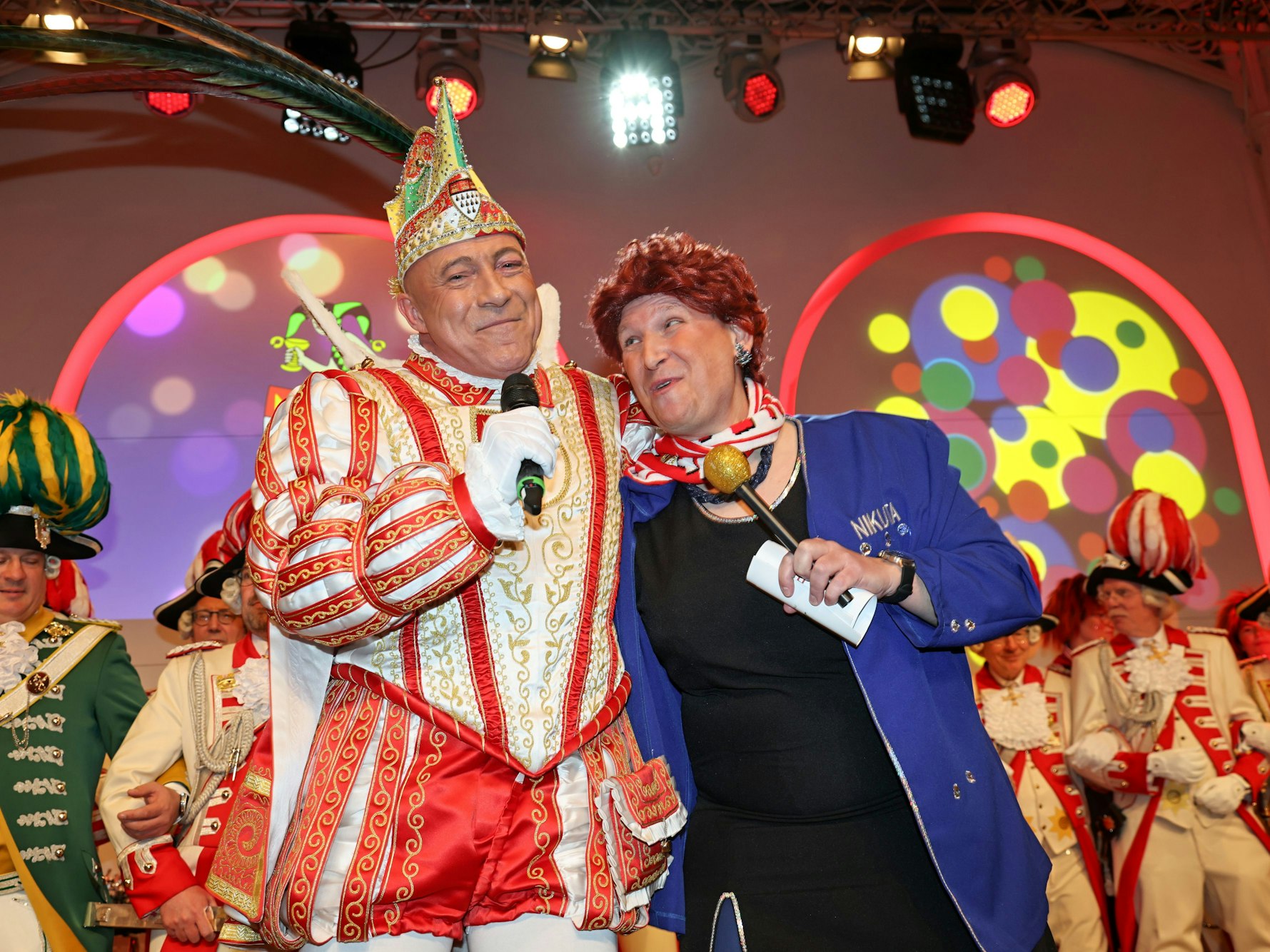 Ingo Pohlkötter als Marie-Luise Nikuta mit Prinz René.