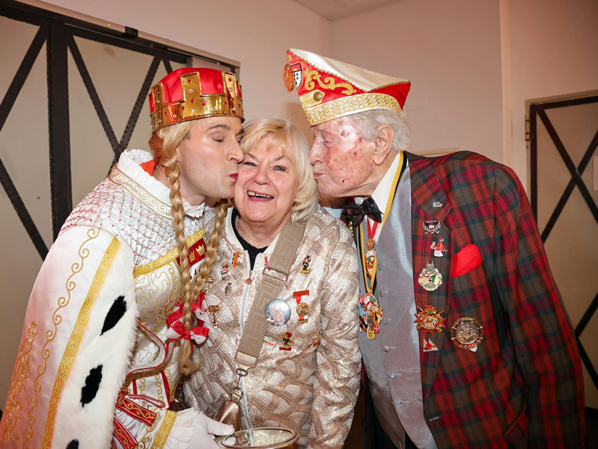 Jungfrau Marlis, Helga und Ludwig Sebus.