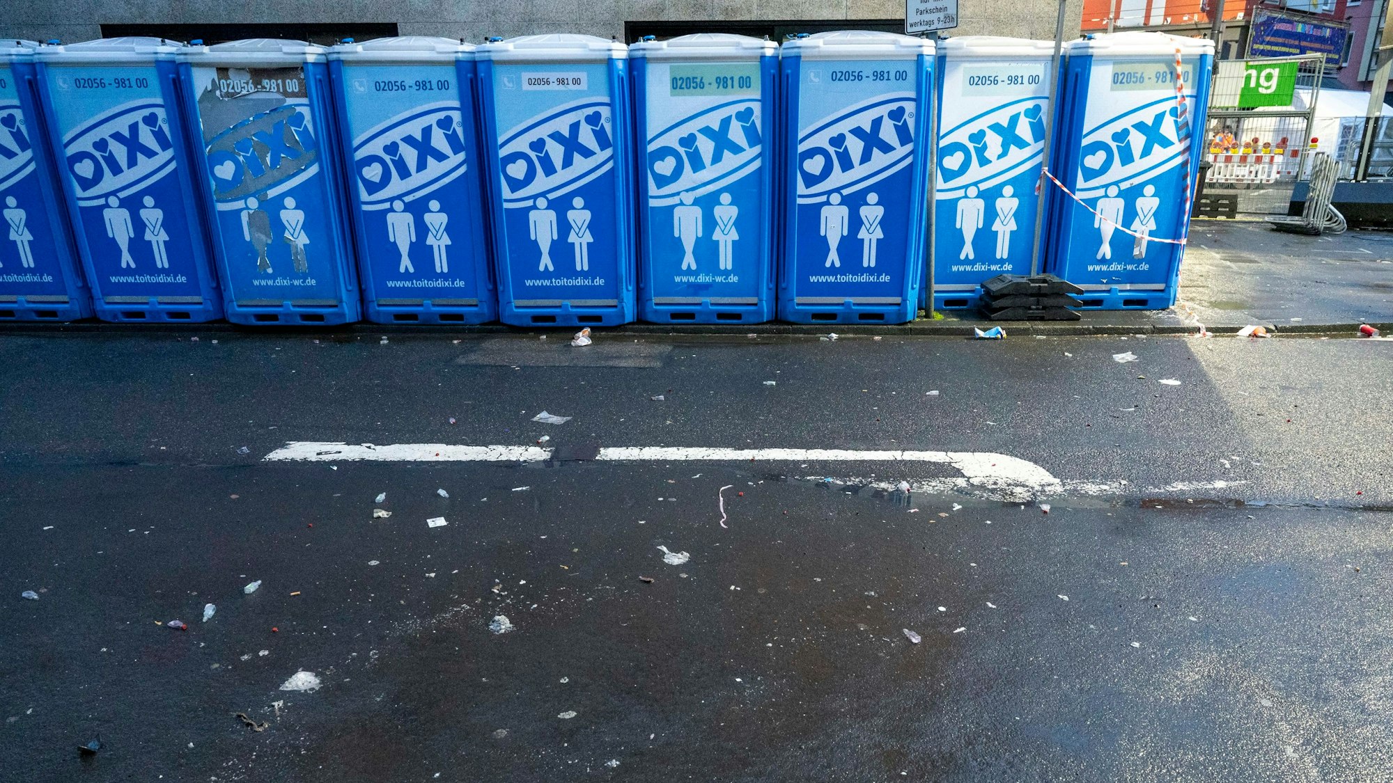 Toilettenhäuser auf der Zülpicher Straße.