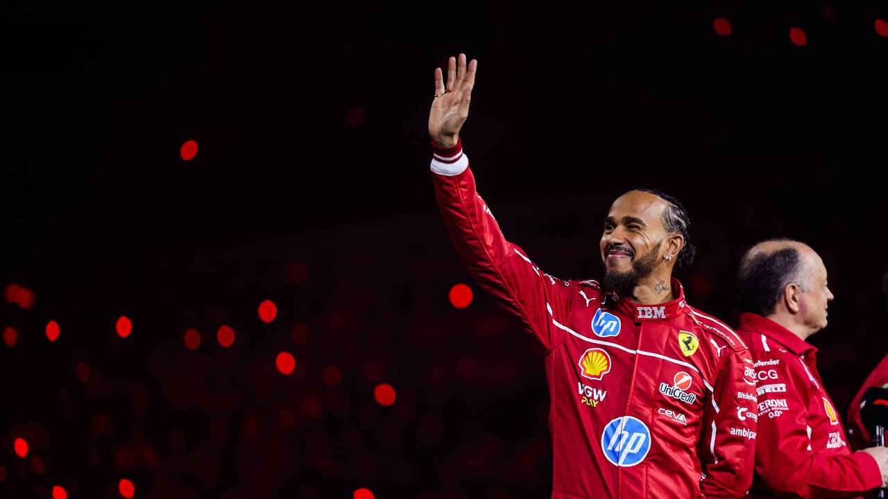 Lewis Hamilton bei einer Veranstaltung von Ferrari.
