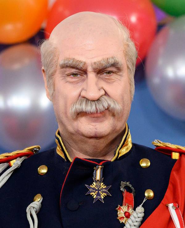 Zu sehen ist Bayerns Ministerpräsident Markus Söder am 02.02.2024 verkleidet als Reichskanzler Otto von Bismarck bei der TV-Sendung „Fastnacht in Franken“ in Veitshöchheim, Deutschland.