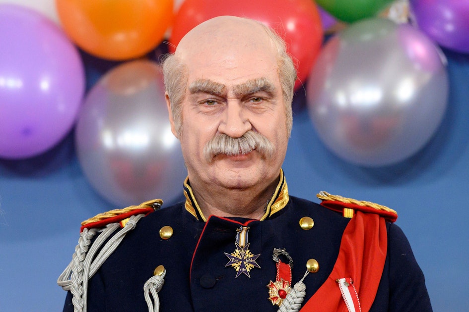 Markus Söder pestet mit Köstüm-Idee für Karneval gegen Olaf Scholz ...