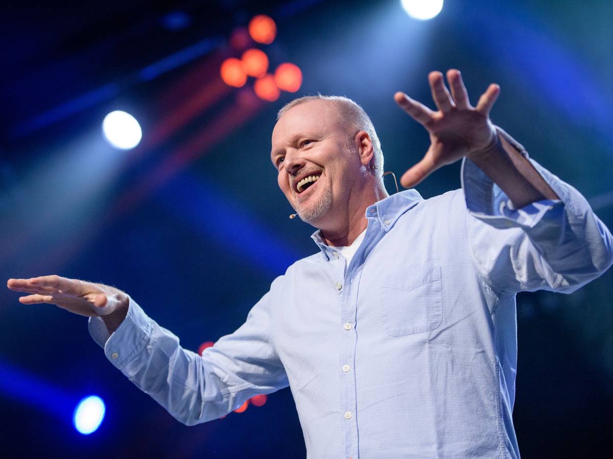 Zu sehen ist Entertainer Stefan Raab bei der Eröffnung vom Unternehmensgründer- und Investorentreffen „Bits & Pretzels“.
